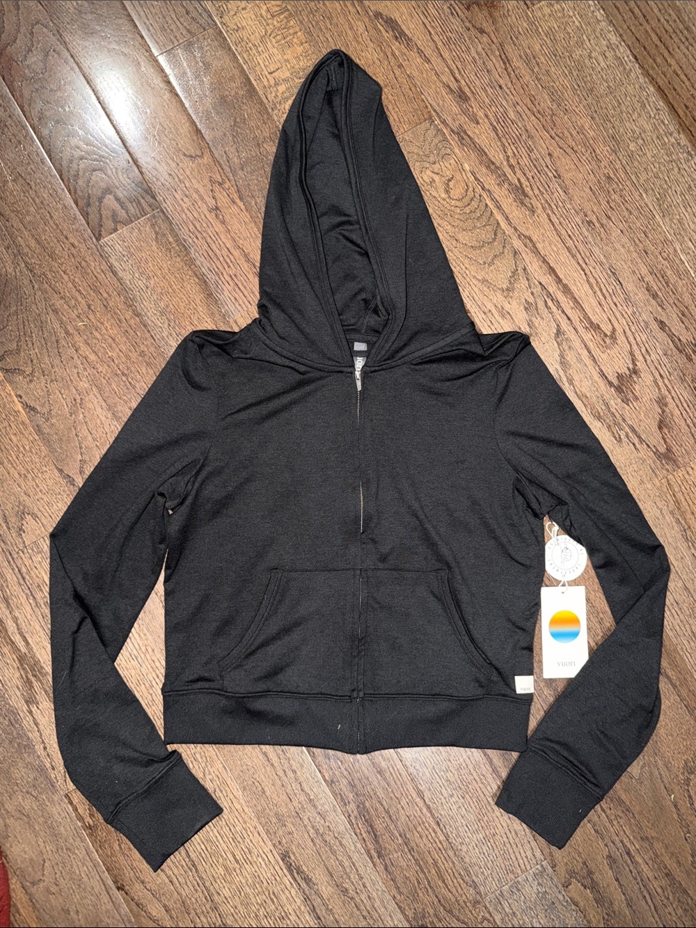 NWT Vuori Halo Mini Full Zip Hoodie Black Heather Medium DreamKnit VW2084